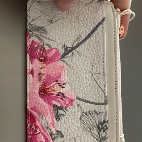 BRAND NEW Michael Kors Phone Case Wallet and Ted Baker Card Holder - Picture 15 of 16